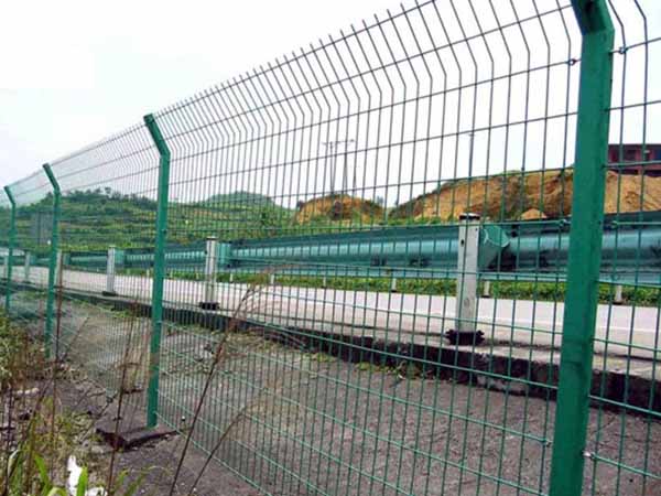 隔离栅 - 安平县全昊金属丝网制品有限公司图片2