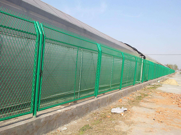 铁路护栏网 - 安平县全昊金属丝网制品有限公司图片5